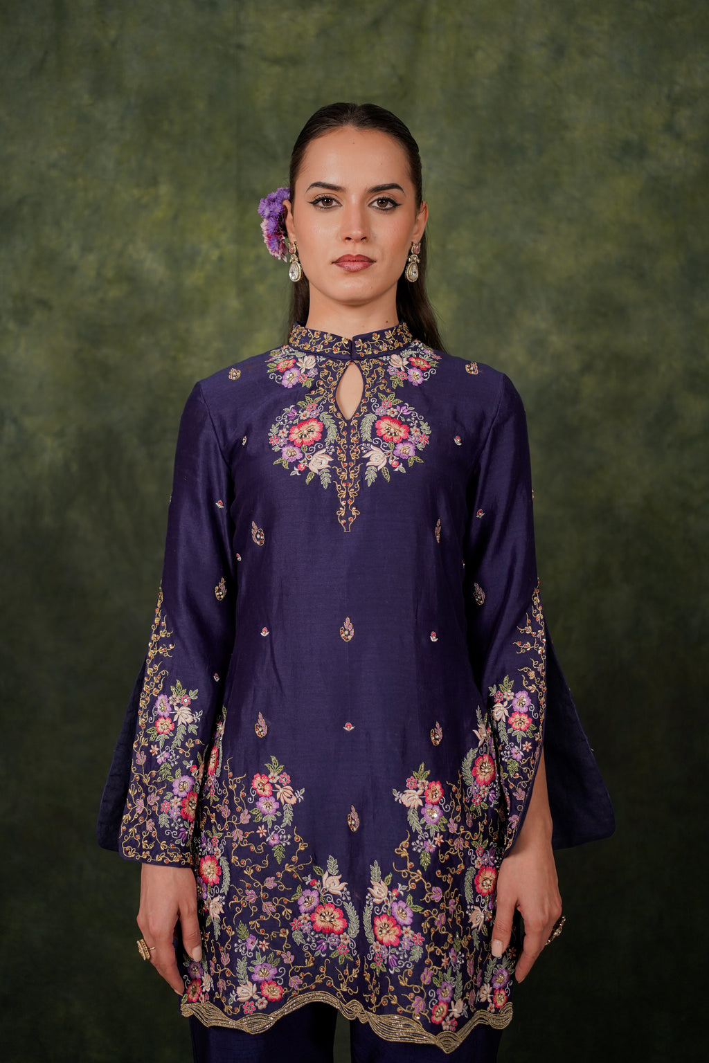 De Lara Indigo Chanderi Kurta With Silk Pant