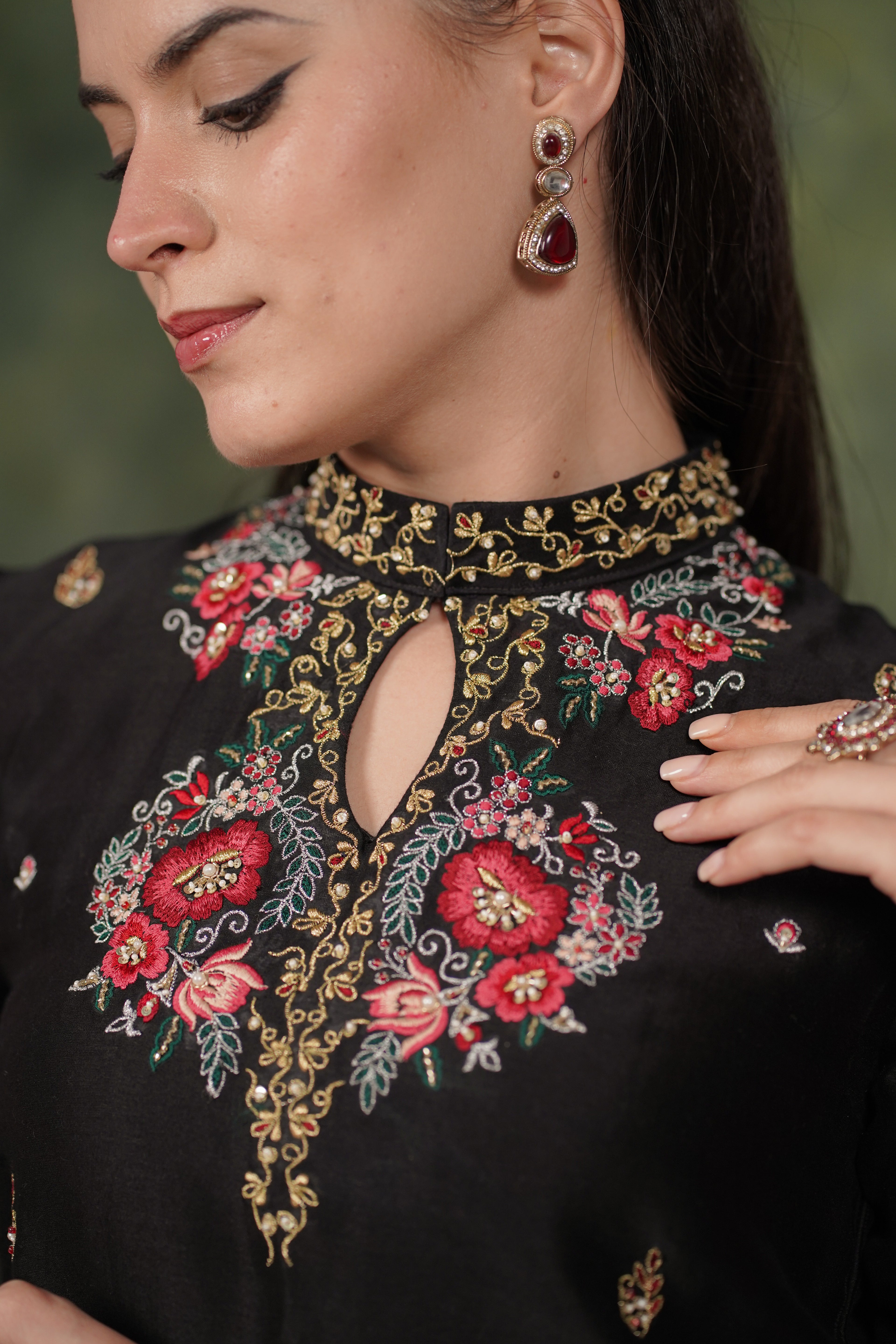 De Lara Black Chanderi Kurta With Silk Pant