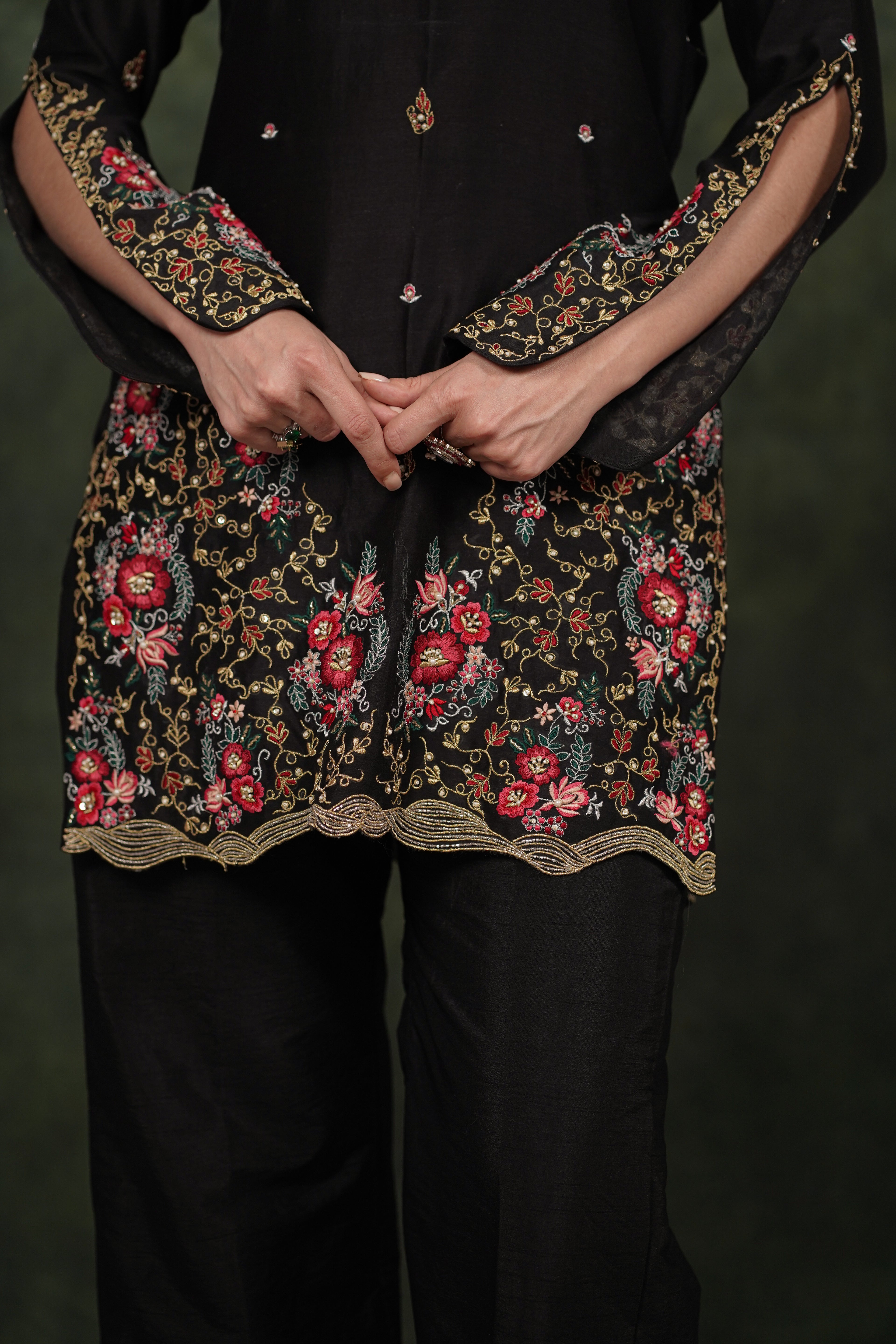 De Lara Black Chanderi Kurta With Silk Pant