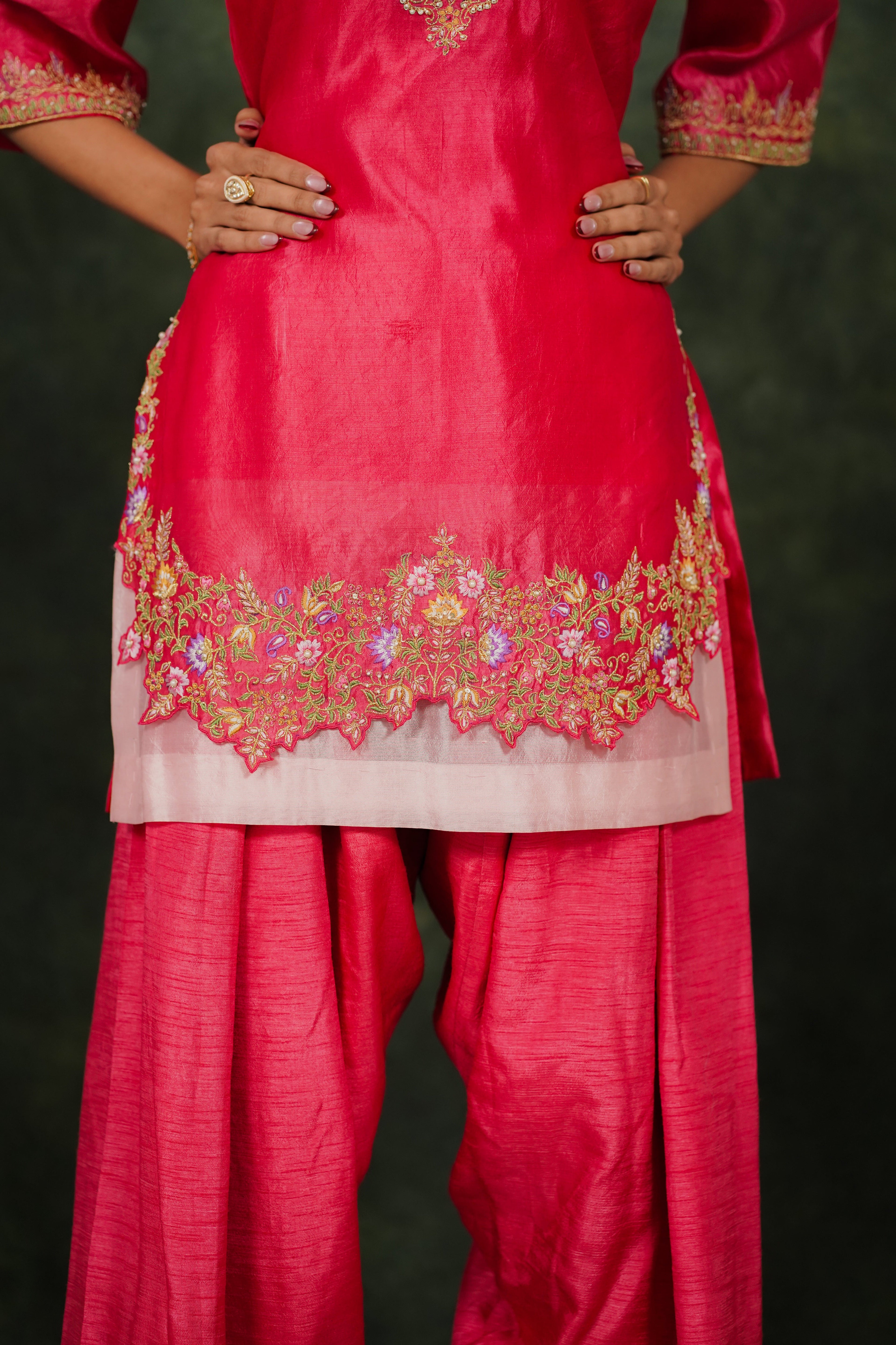 Nukta Winterberry Dupion Silk  Kurta Set With Organza Dupatta